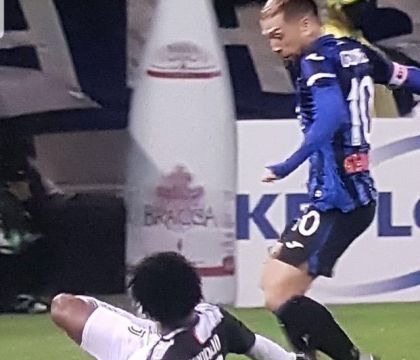 Casarin: il tocco di mani di Cuadrado andava punito