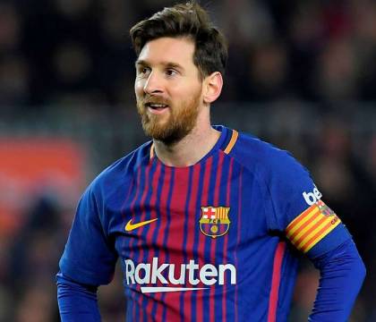 In Spagna celebrano i cinquanta gol su punizione di Messi