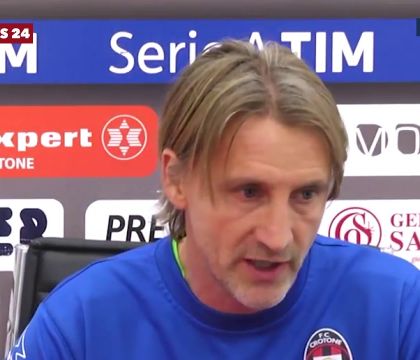 Il Genoa sceglie Nicola al posto di Thiago Motta. Mancano solo le firme