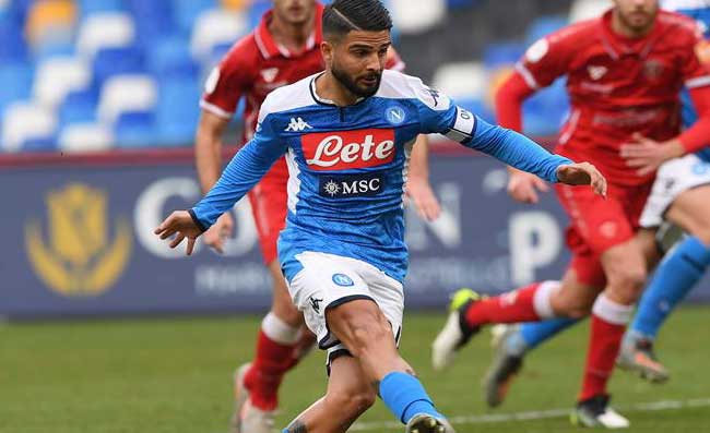 RETROSCENA – Insigne coglie il palo, poi chiede l’aiuto del pubblico: risposta a sorpresa dei tifosi