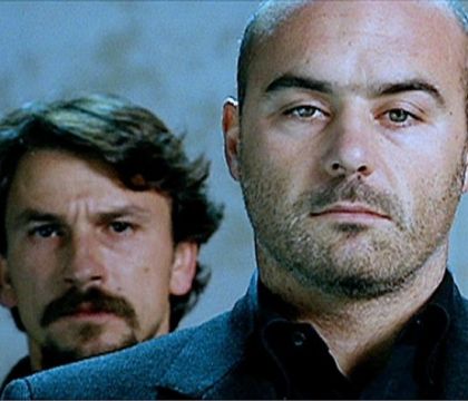 Dialogo tra Montalbano e Galluzzo su Crimi ed il M5S