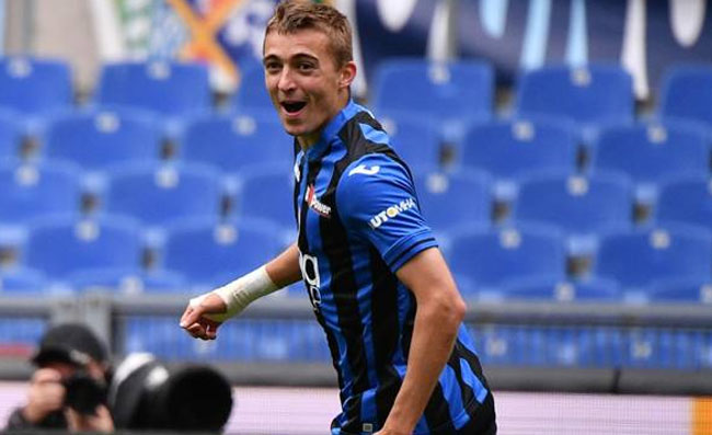 Castagne spaventa l’Atalanta: “Amo la Premier League, ma se mi chiama il Napoli…”