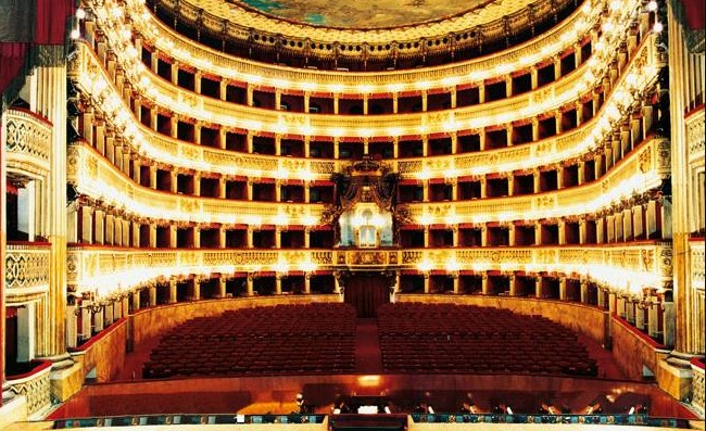 Coronavirus, il Teatro San Carlo di Napoli dà una lezione di civiltà: al via la programmazione on-line!
