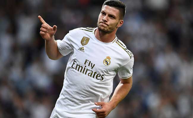 IL MATTINO – Jovic-Napoli, la reazione del serbo. Il decreto crescita può aiutare De Laurentiis