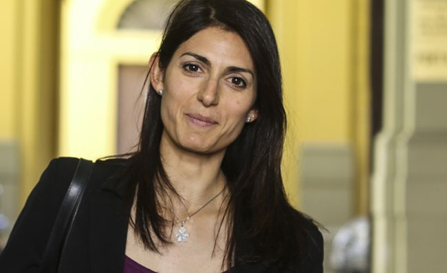 Coronavirus, Raggi attacca: “Vergognoso e irresponsabile quanto accaduto a Roma”