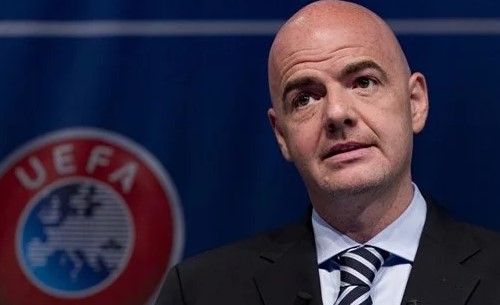 Coronavirus, il 35% del Valencia è positivo. Infantino: “Proteggiamo tesserati e tifosi!”
