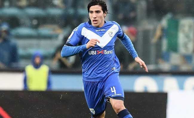 TUTTOSPORT – Tonali, c’è anche il Napoli! Quattro club sul calciatore del Brescia: la situazione