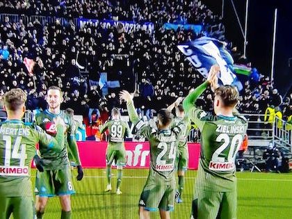 Il Mattino: «I calciatori si dovrebbero ribellare e rifiutarsi di giocare»