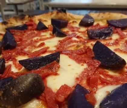 Ristoratori e pizzaioli contro gli orari per l’asporto