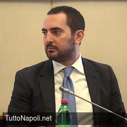Ministro Spadafora: “Se decidiamo subito facciamo come la Francia! Molti club possono cambiare idea…”