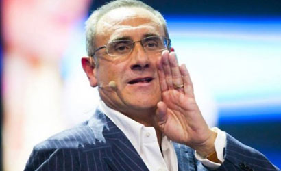 Rivieccio: “Feltri e Giordano si faranno le docce a Cologno, noi al mare a Ischia, Nerano e Posillipo!”