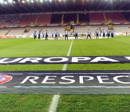 Addio fattore campo, il calcio a porte chiuse cancella il 12esimo uomo in campo