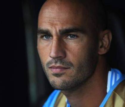 Cannavaro a De Laurentiis: “Neanche a questo giro può offrirmi qualcosa al bar”
