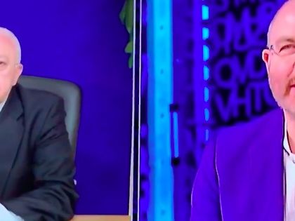 De Luca sugli assistenti civici: “Mi preparo ad avere 60mila venditori di cocco e raddrizzatori di banane”
