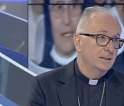 Il vescovo di Pinerolo: «Non voglio essere un collaboratore del contagio. No alle messe»