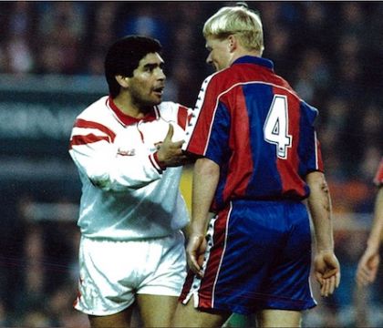 In tv in Spagna il Maradona di Siviglia: «Palleggiava con calzini e carta stagnola»