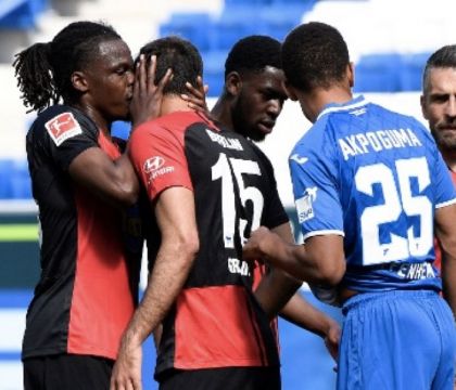 La Bundesliga terrà un minuto di silenzio per le vittime Covid (con una settimana di ritardo)