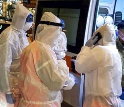 L’ostetrica: «Il Covid ha la capacità di farti sentire un giorno un leone e quello dopo, una larva»
