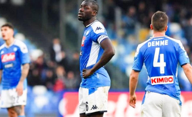 Napoli, organico da 30 giocatori: bisogna sfoltire! Fissato il prezzo minimo di Koulibaly