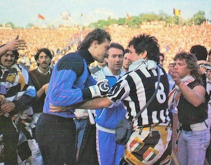 Tacconi: «All’Heysel ricordo tifosi sanguinanti negli spogliatoi. Che schiaffi dava Sibilia»