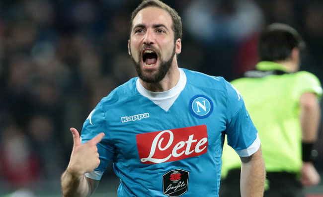 Higuain out dalla top 11 argentina del Napoli. Martino: “Tra i più grandi in maglia azzurra”