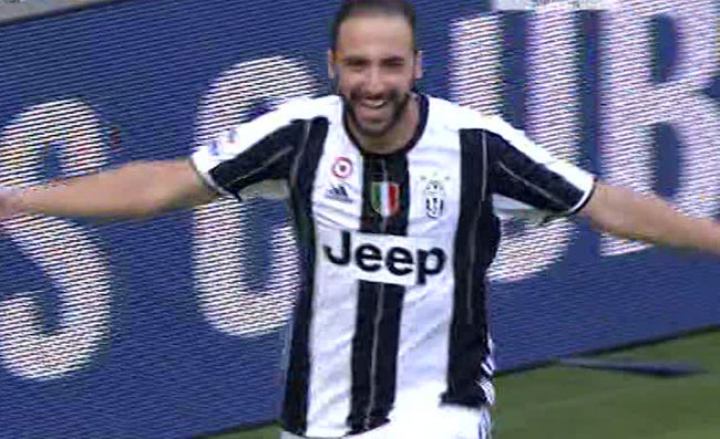 “Questo è il paradiso!”, Chiellini svela una frase di Higuain appena arrivato alla Juventus