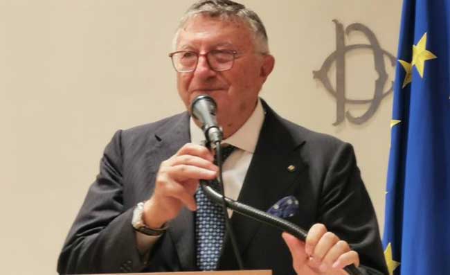 Tarro: “Gli asintomatici non contagiano, lo dimostra un recente studio. Il caldo è un nostro alleato”