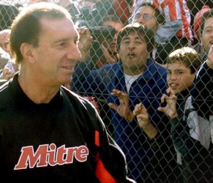 Argentina, Carlos Bilardo positivo al Covid
