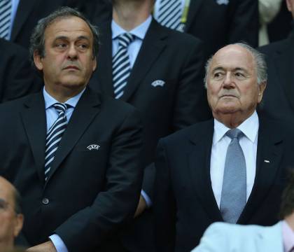 Blatter in versione Robin Hood: «Infantino vuole trasformare il calcio in una macchina da soldi»