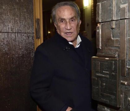 Emilio Fede: «È stato orrendo. Arrestato come un boss mentre mangiavo un’insalatina»