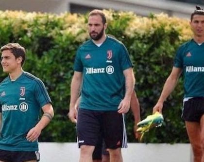 Higuain salta la finale di Coppa Italia. Sarri: “Non penso sia recuperabile”