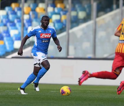 I giocatori del Napoli parlano di Koulibaly al ritorno da Roma “Se va via deve farci un regalo”