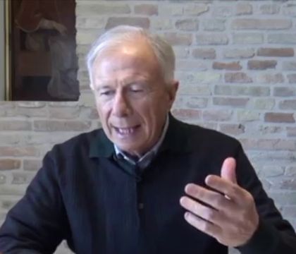 Il teologo Maggi: «La Chiesa dovrebbe chiedere scusa agli omosessuali per come li emargina»