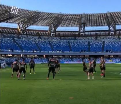 Koulibaly immortala in un video la rifinitura del Napoli al San Paolo