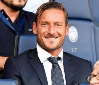 Totti non si fa mancare nulla, in arrivo un docufilm e una serie Tv