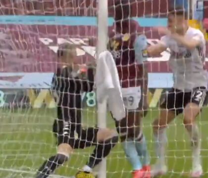 Troppa folla in area, l’Occhio di falco non vede un gol. Sheffield tradito dalla tecnologia
