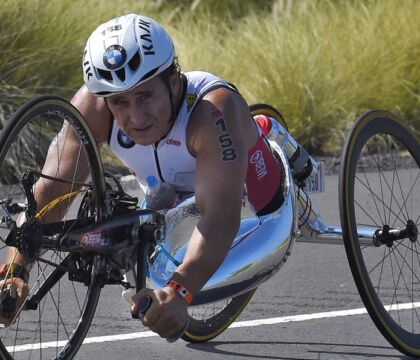 Nuovo intervento chirurgico di 5 ore per Alex Zanardi, la prognosi resta riservata