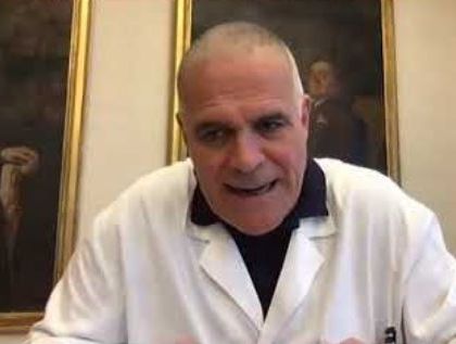 Zangrillo contro i virologi opinionisti: “Topi di laboratorio che pensano di saperla più lunga di noi”
