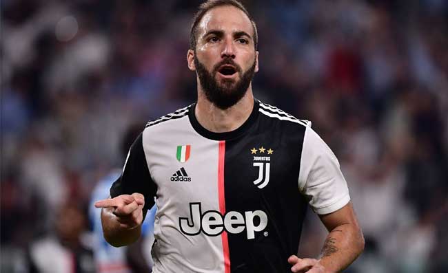 UFFICIALE – Higuain non è più un calciatore della Juventus, contratto risolto: danno da 18 milioni!