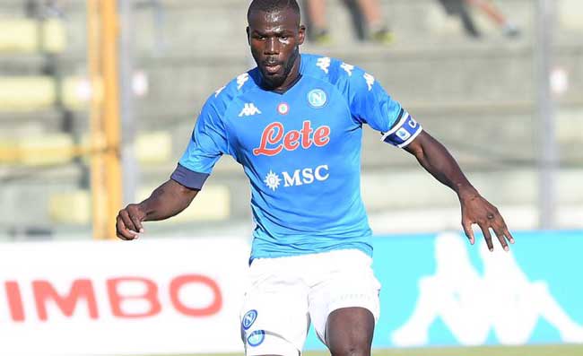 Koulibaly, dall’Inghilterra rilanciano: “Il PSG sorpassa il City! Offerti 78 milioni al Napoli”