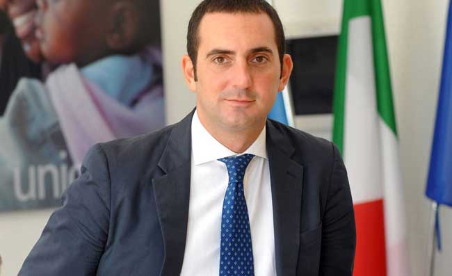 Spadafora: “Via libera alla riapertura degli stadi: mille spettatori per gli sport all’aperto!”