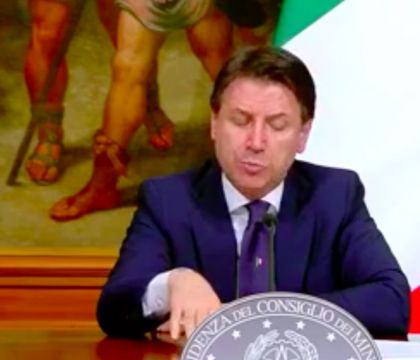 Coronavirus, 31.758 casi in Italia. Conte prepara nuove restrizioni