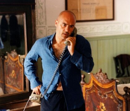 Dialogo tra Montalbano e Mimì Augello sulle coniugalità da Lockdown