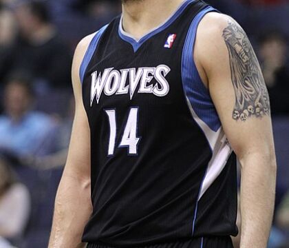 Il Covid non risparmia gli atleti: l’ex NBA Pekovic in gravi condizioni
