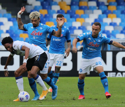 Il Giornale: “L’unica scuola aperta in Campania è quella del San Paolo: una lezione di calcio”