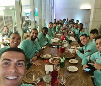 La Stampa: Ronaldo possibile untore a cena preoccupa il Portogallo