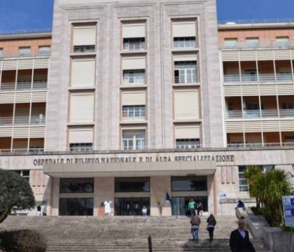 Repubblica: non c’è posto a Pellegrini, 70enne muore nel pronto soccorso del Cotugno