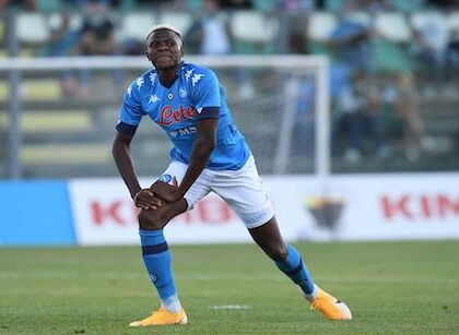 Gazzetta: nessun rigore su Osimhen. Mariani non vede un mani di Manolas