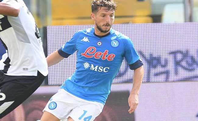 REPUBBLICA – Napoli-Sassuolo, due cambi in difesa per Gattuso. Mertens torna titolare