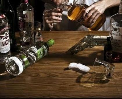 Il lockdown fa esplodere il consumo di alcol, 1 milione di ragazzi a rischio alcolismo